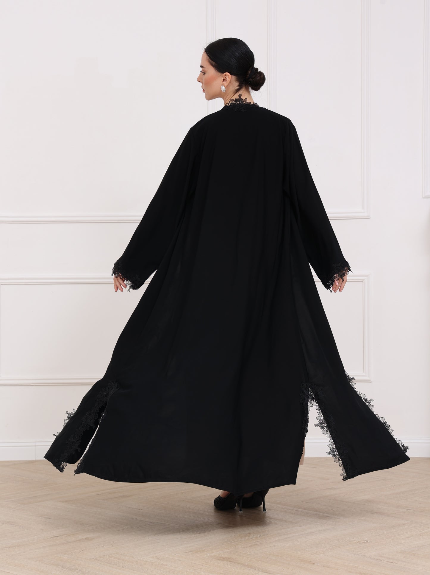 Midnight lace abaya